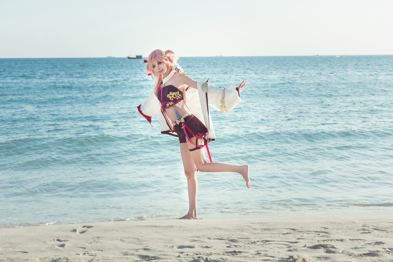 艾西Aiwest 原神烟绯花鸟与情Cosplay写真图集 烟绯角色高清图集 29P (176.4M)插图8