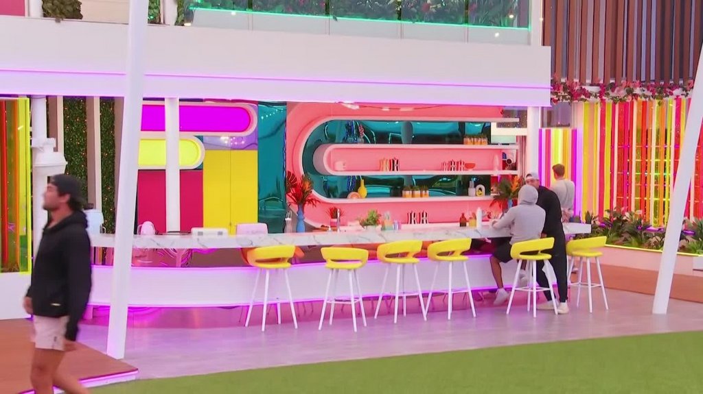 [Image: xyy4d34pkt3j.jpg]