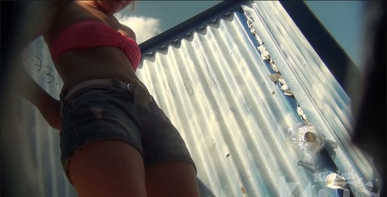 [Image: Voyeur16745105553.jpg]