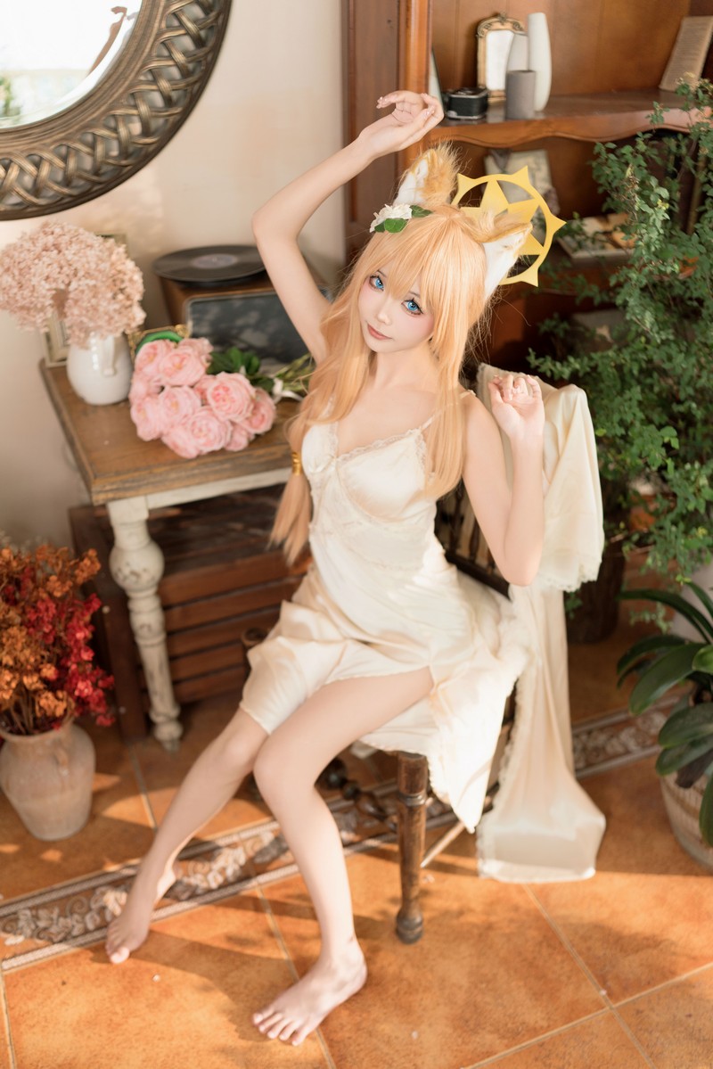 艾西Aiwest 碧蓝档案伊落玛丽睡衣Cosplay写真图集 高清图集 34P (102.2M)插图4