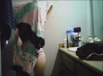 [Image: Voyeur1385144534.jpg]
