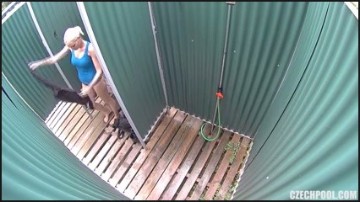 [Image: Voyeur56055121939.jpg]