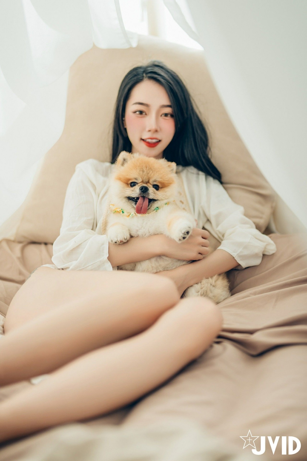 jvid 飄 飄《女神比基尼》美女写真，躺在浴缸场景，尽显性感姿态插图4