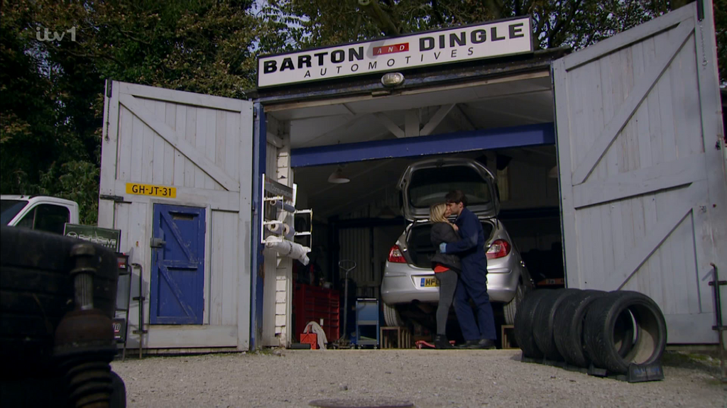 [Image: 3vzrcc2fm9u3.png]