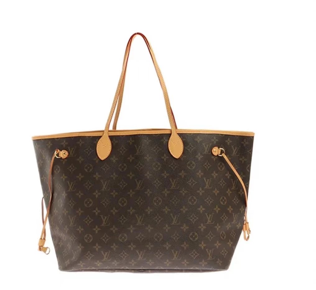 Louis Vuitton Louis Vuitton Bag — Accessories find on BoonBuy Finds