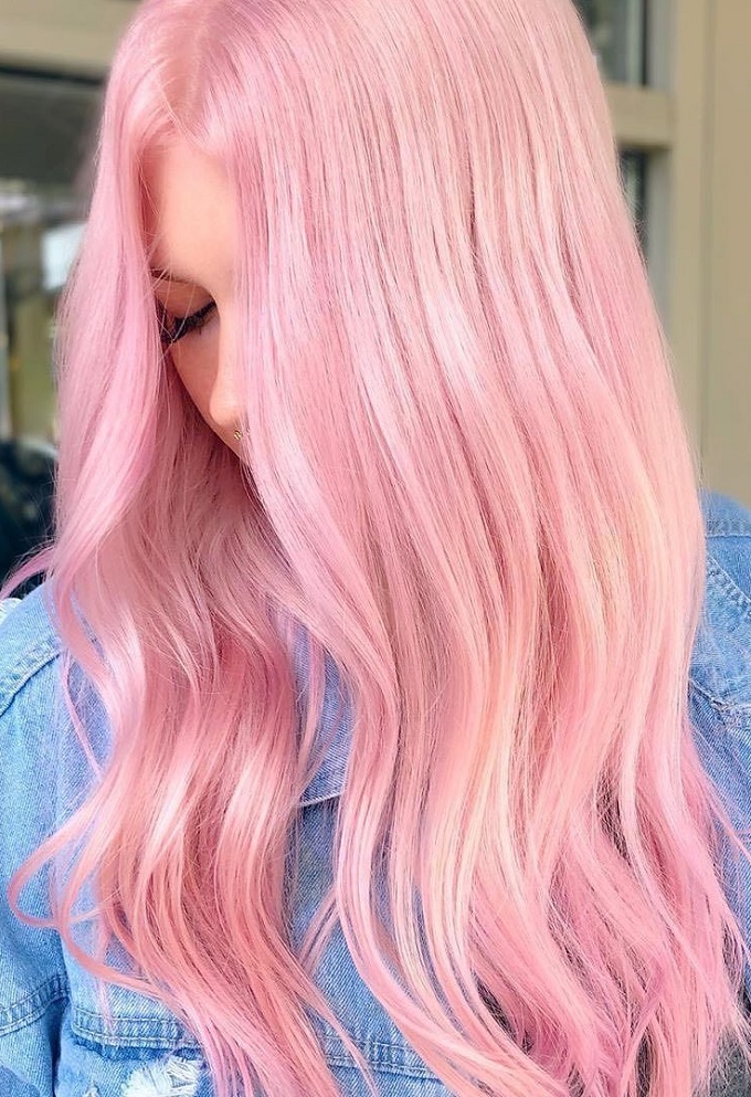 Pastel bubblegum pink hair