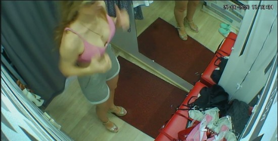 [Image: Voyeur54975103541.jpg]