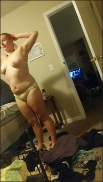 [Image: Voyeur24865085436.jpg]
