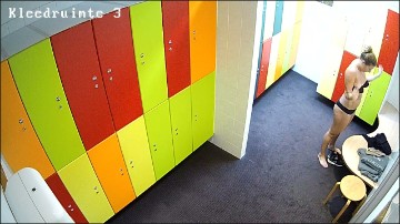 [Image: Voyeur21485112001.jpg]