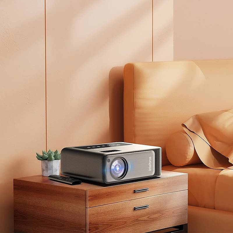 Lente e detalhes do projetor Intelbras