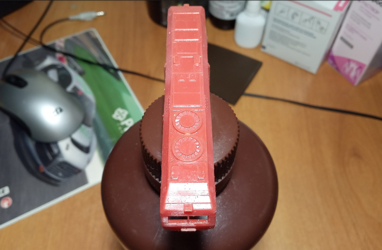 A4FC12E0-6E33-4E54-B106-C191A2B378D9