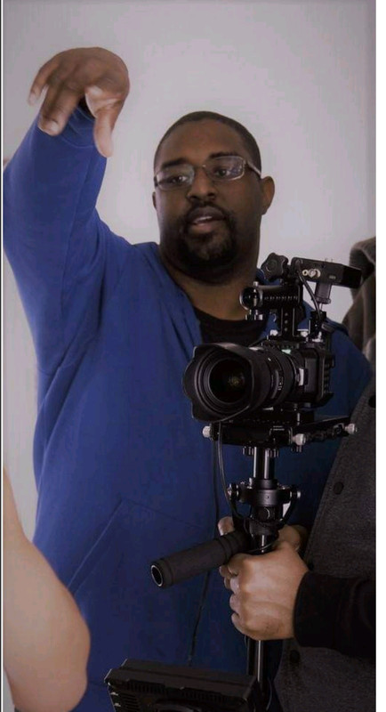 Marcellus Cox on set