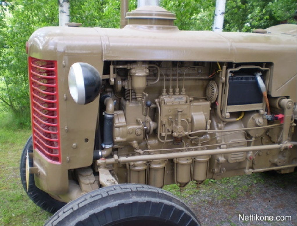 traktorit_zetor_1075826_b_06f19eebed138cd7