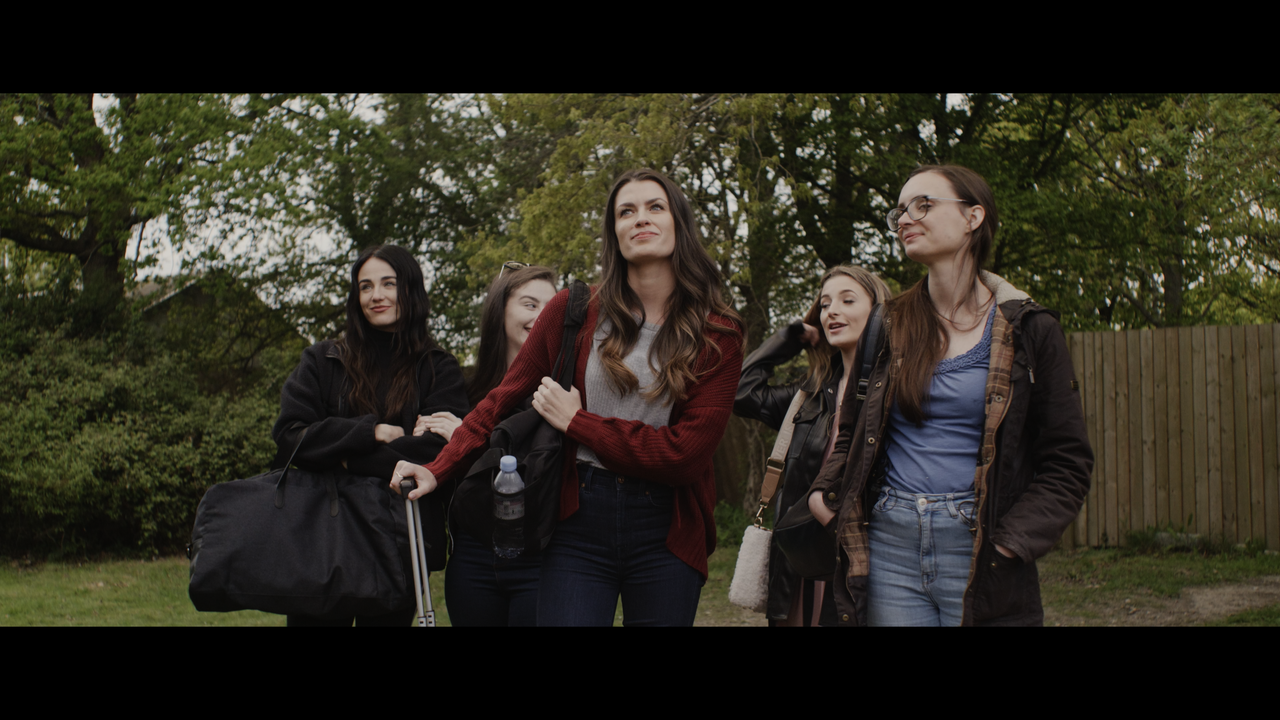 Winnie.The.Pooh.Blood.And.Honey.2023.2160p.BDREMUX.HEVC.HDR.DoVi-Нечипорук.mkv_snapshot_00.20.51.876