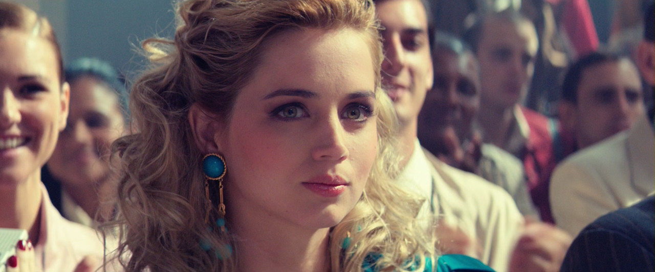 Hands of Stone (2016).mkv_011433.135