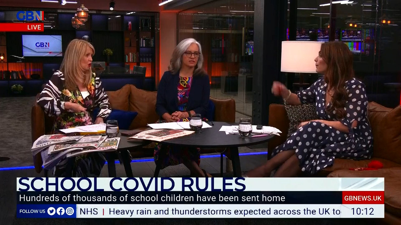 07.03 - 10.00.00 - Saturday Live. Opinion, news and a bit of fun on S....ts_snapshot_13.32.996