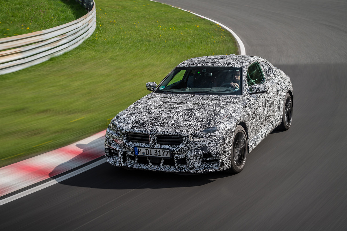 P90467938_highRes_the-all-new-bmw-m2-u