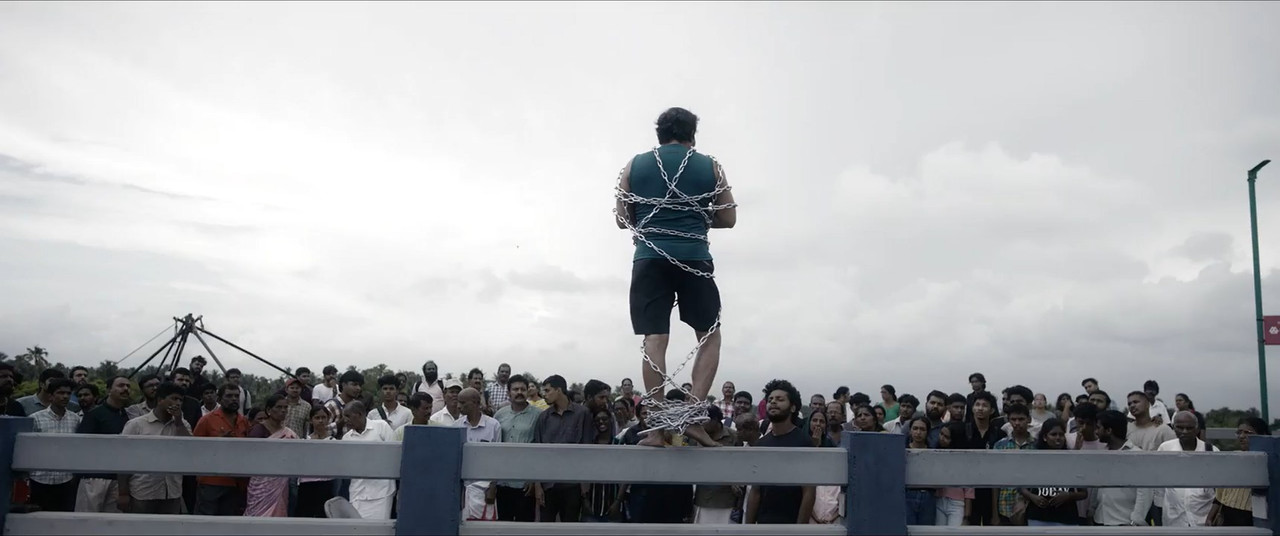 Pravinkoodu Shappu 2025 WebRip [Hindi + Tamil + Telugu + Malayalam + Kannada] 480p, 720p, 1080p Screenshot