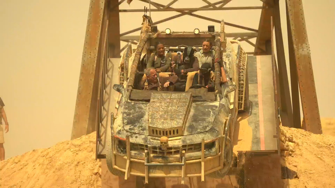 Ramez.Movie.Star.S01E15.1080p.SHAHID.WEB-DL.AAC2.0.H.264.mkv_snapshot_20.22.033