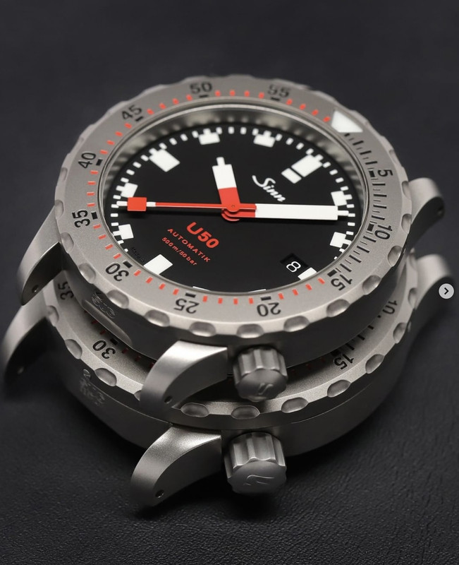 9EB9B2B7-8E21-479D-826F-CC2E06FF159D