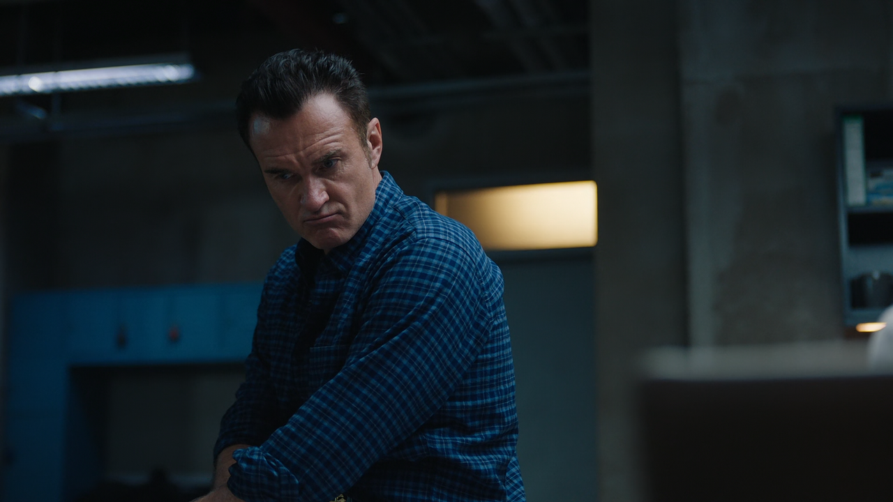 FBI.Most.Wanted.S03E01.Exposed.(2).1080p.10bit.AMZN.WEB-DL.DDP5.1.HEVC-Vyndros.mkv_snapshot_15.49_[2