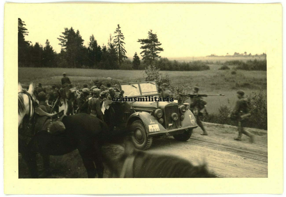 Orig. Foto 12.ID General von Seydlitz-Kurzbach m. Kübelwagen in Russland 1941
