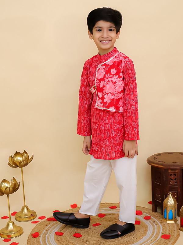 Cotton Leaf Printed Kurta Pyjama Set Full sleeves Kurta Pajama Set For Boys - Picture 22 of 27