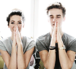 tumblr-n13rb3-Zmb21rypewvo2-250.gif
