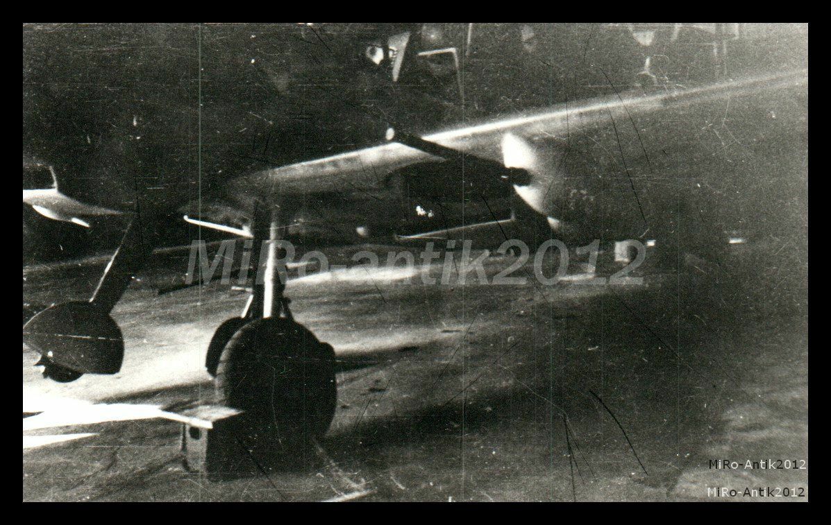 Foto-Abzug, FFS A-B 24 Olmütz, Messerschmitt BF 109, Radwechsel, 1942, 5026-998