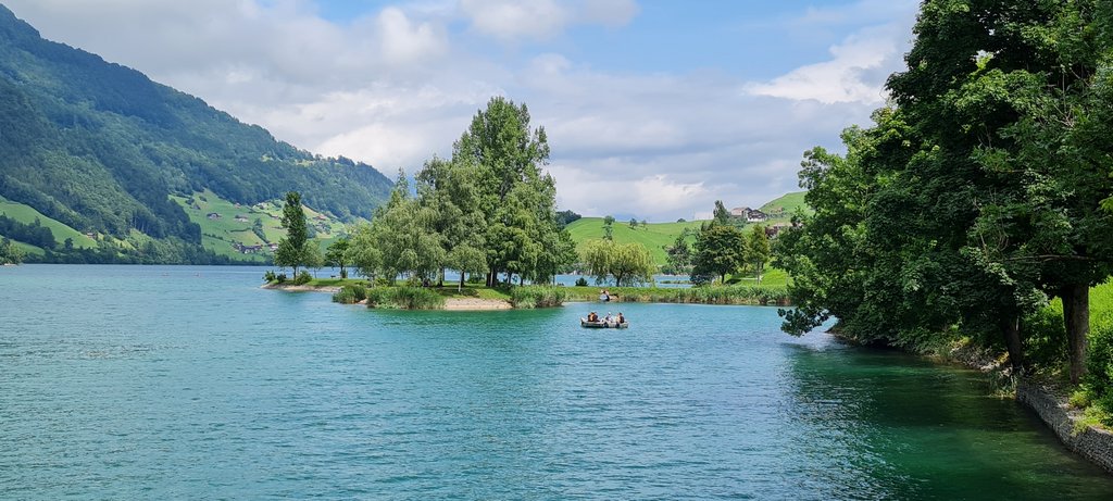 Suiza: 7 veranos, 7 planes con niños - Blogs de Suiza - GIESSBACHFÄLLE Y LUNGERN: tras los rayos de sol (11)