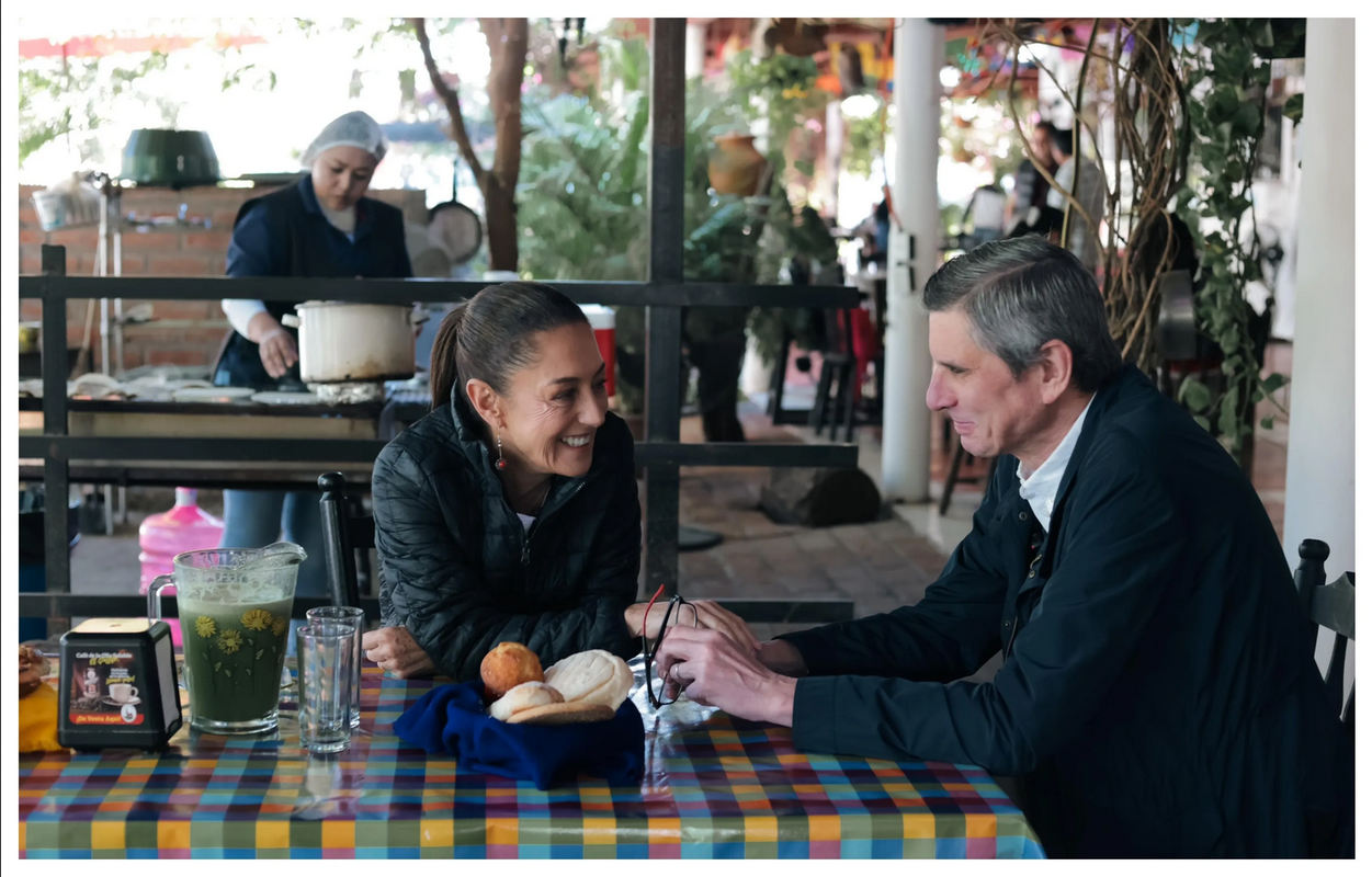 Claudia Sheinbaum comparte su historia de amor con Jesús MarÃa Tarriba en podcast