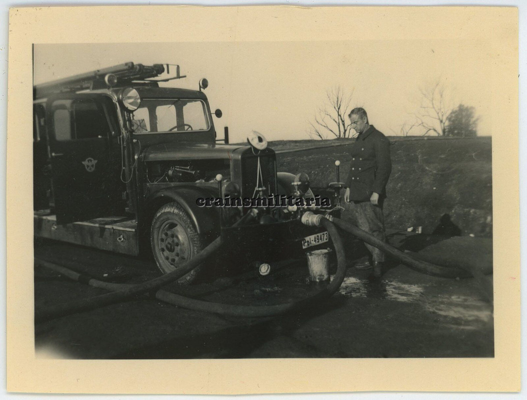 Orig. Foto Feuerwehr Magirus 3000 Lkw Löschfahrzeug LORIENT Frankreich 1941