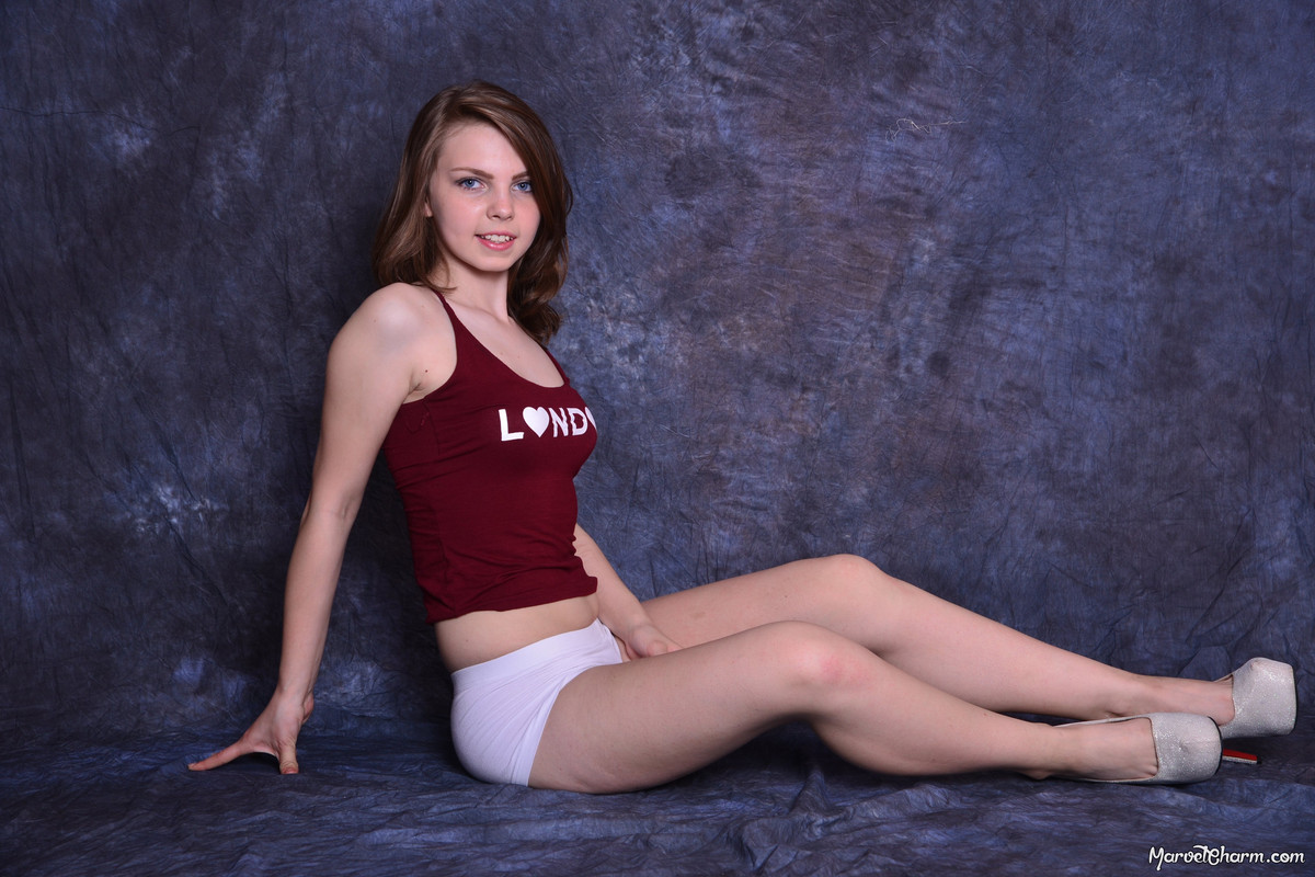 MarvelCharm_Rebecca-First-Time-Topless-104