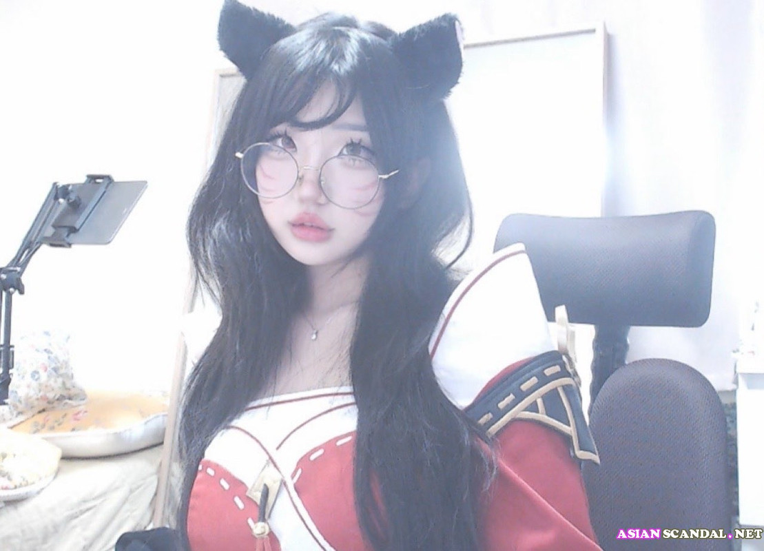 Twitch Азиатский yurasweb