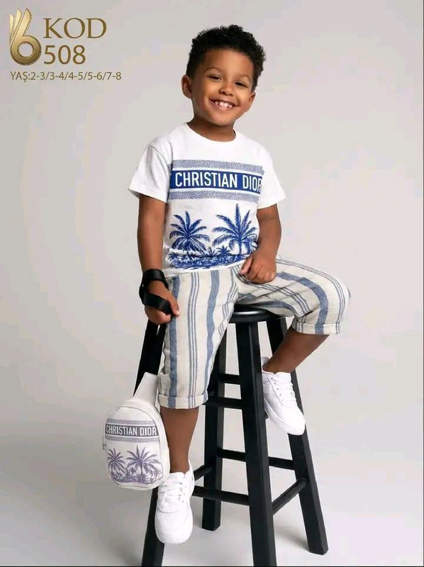 Kids Outfit Detail 2