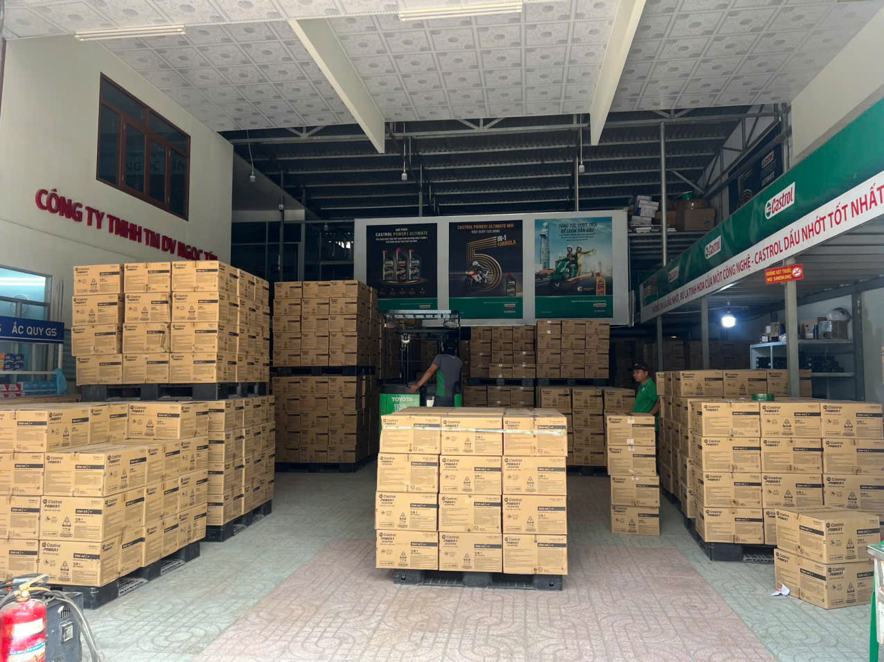 Nhà phân phối dầu nhớt Castrol chính hãng Ngọc Tín