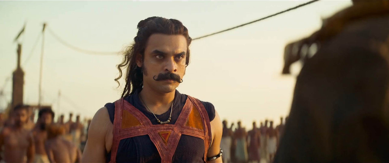 A.R.M - Ajayante Randam Moshanam 2024 WebRip [Hindi + Tamil + Telugu + Malayalam + Kannada] 480p, 720p, 1080p ESub Screenshot