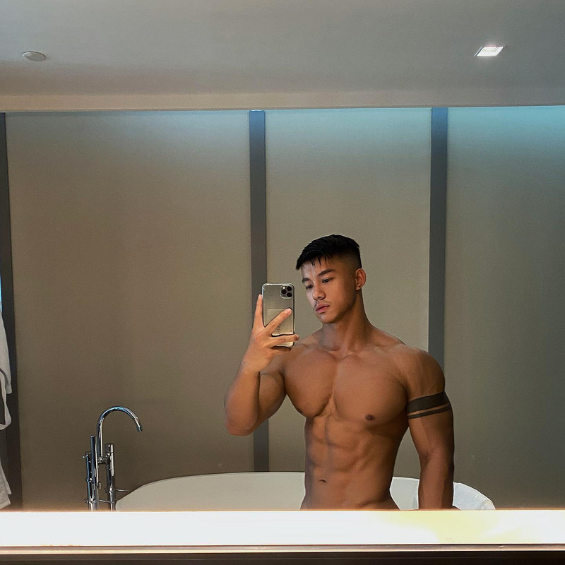 Photo by E  V  Λ  Ν on July 07, 2020.