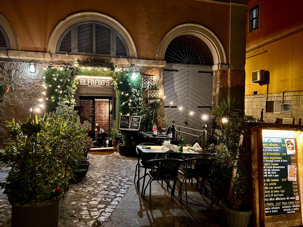 Жаркий сентябрь на побережье Тирренского моря. Жаркий сентябрь на побережье Тирренского моря.