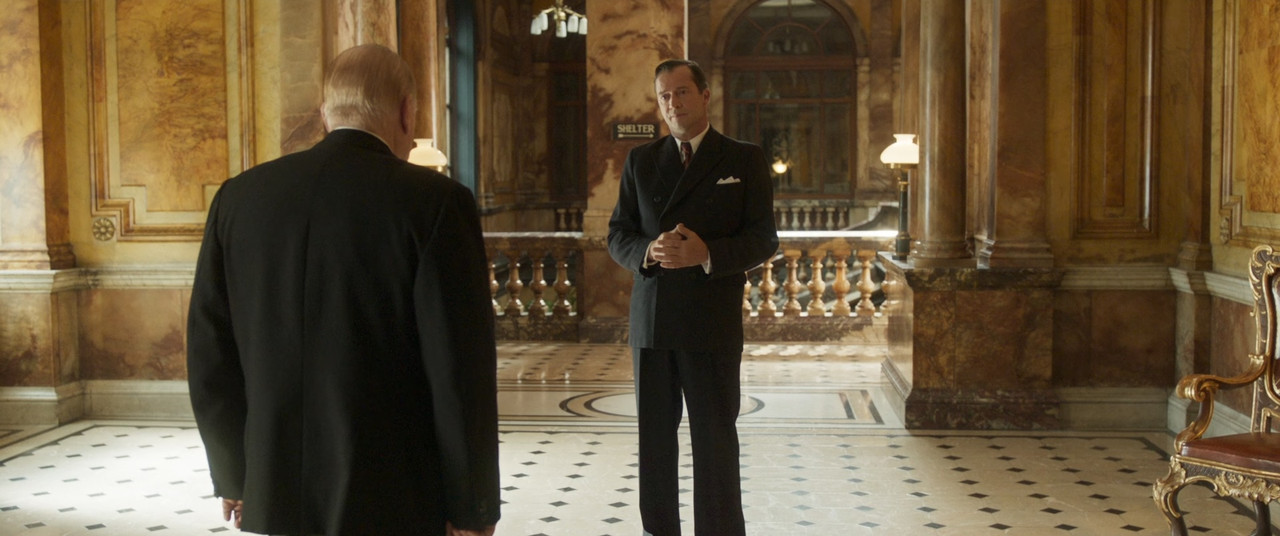 Churchill 2017 (1080p x265 10bit Tigole).mkv_sna