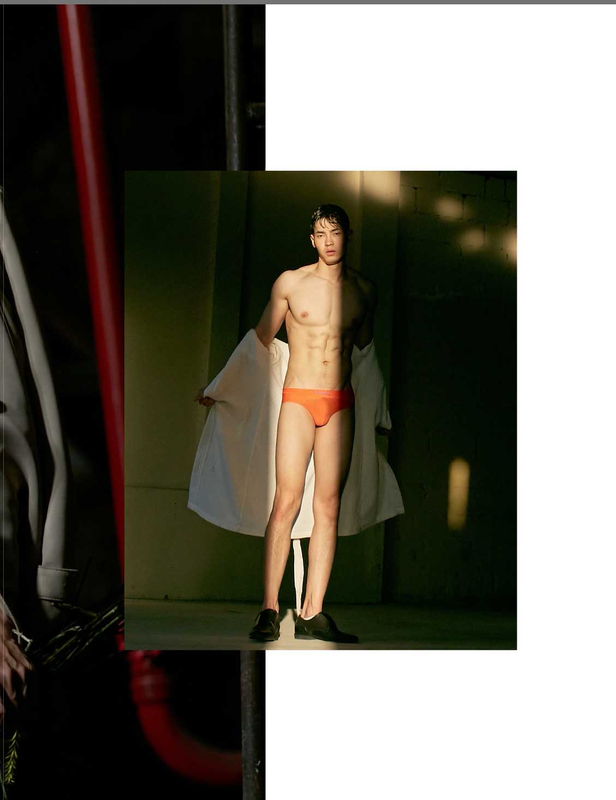 076