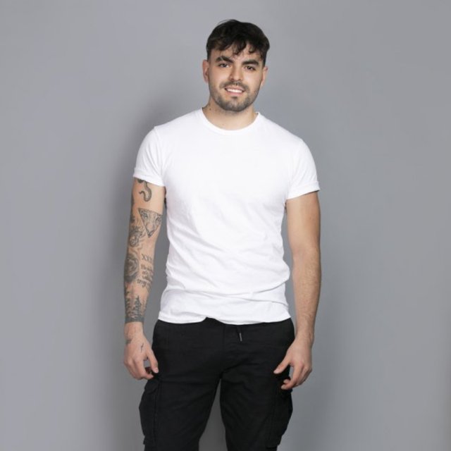 https://i.postimg.cc/GhHJF3Lh/adriano-zendejas-1.jpg