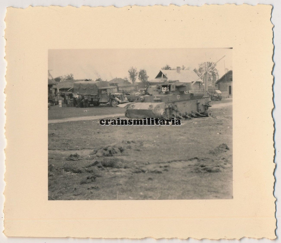 Orig. Foto zerstörte Panzer III Tank in Russland