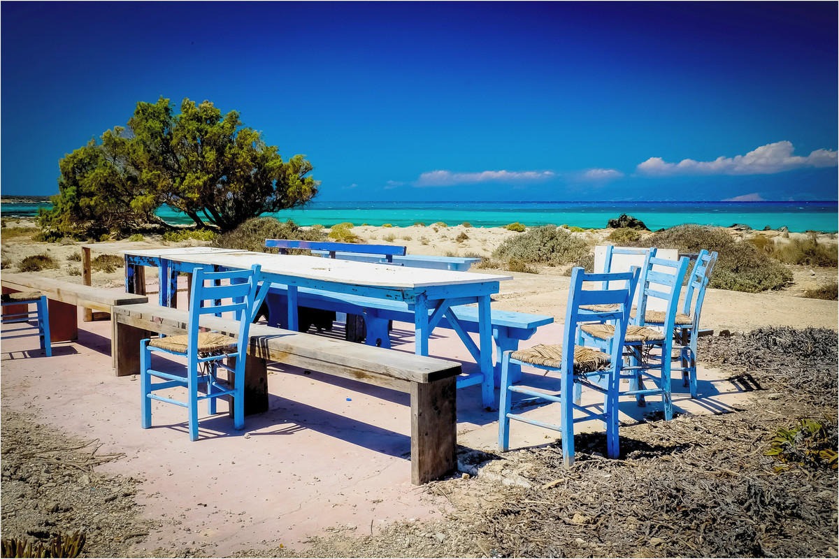 bluebeachtablecrete.jpg