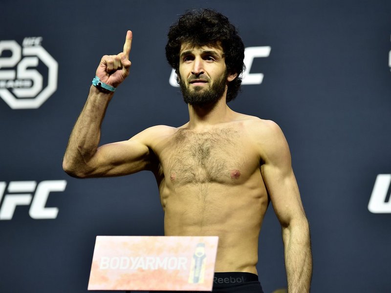 Забит Магомедшарипов все още няма насрочена битка в UFC