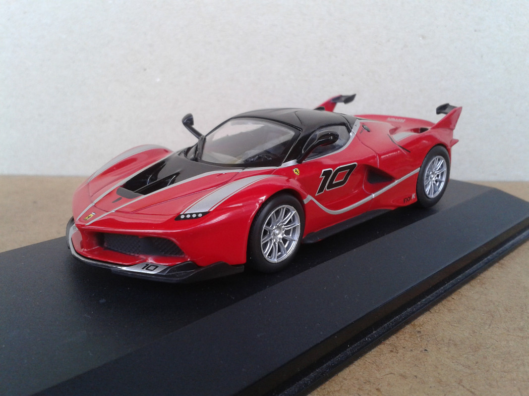 2014 Ferrari FXX K (Ixo-nº 3 Ferrari GT Collection) (4)