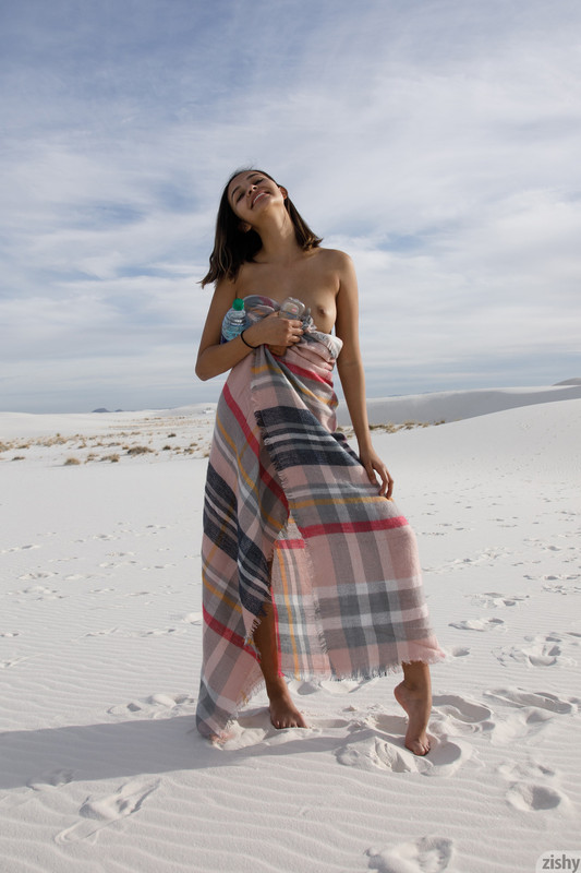 full_035_1153531616016844