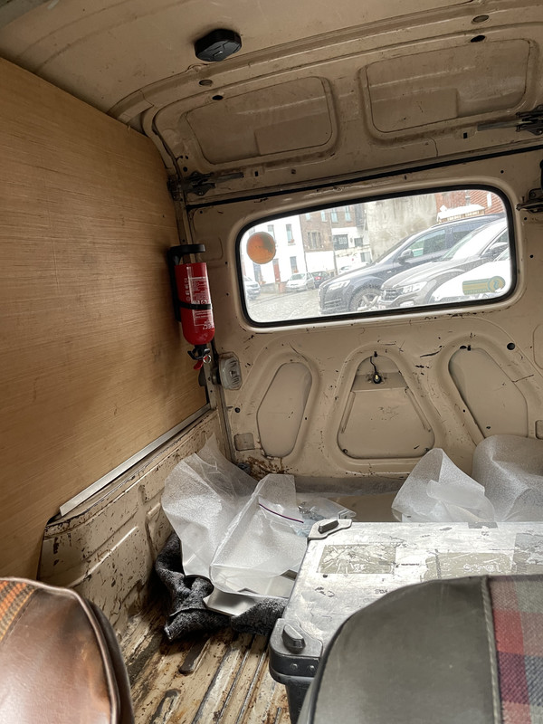 602BB85B-3D90-4F5A-83A8-A9A20FF54004