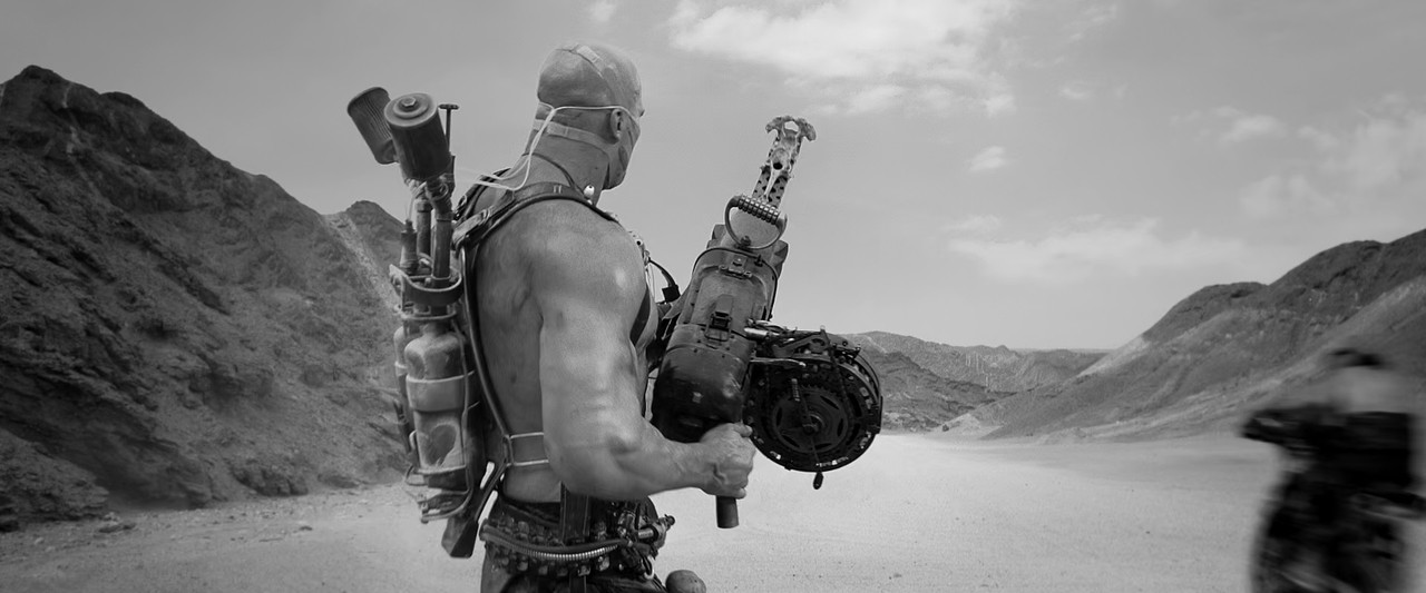 Mad Max - Fury Road 2015 Black and Chrome (1080p x265 10bit Tigo