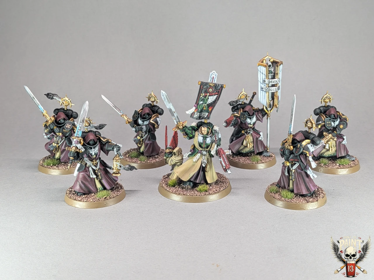 Azrael-grand-maitre-des-dark-angel-escouade-compagon-du-cercle-interieur-warhamer-40k-tabeltop-pein.webp